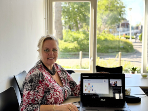 christine advokaat sociaal werker bij piezo geeft training positieve gezondheid